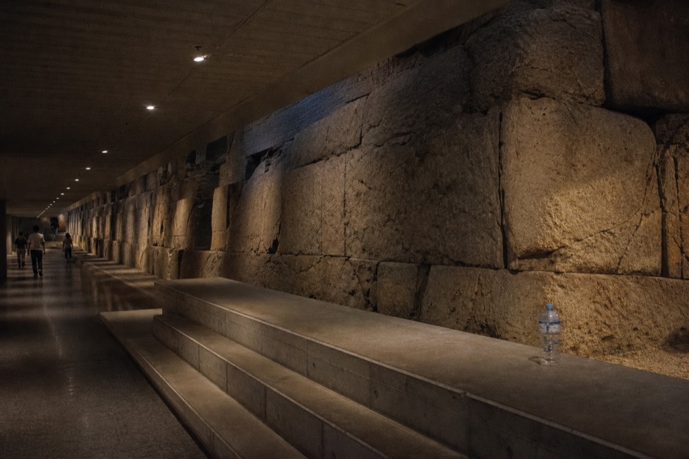 Toyotomi Stone Wall Museum underground exhibit